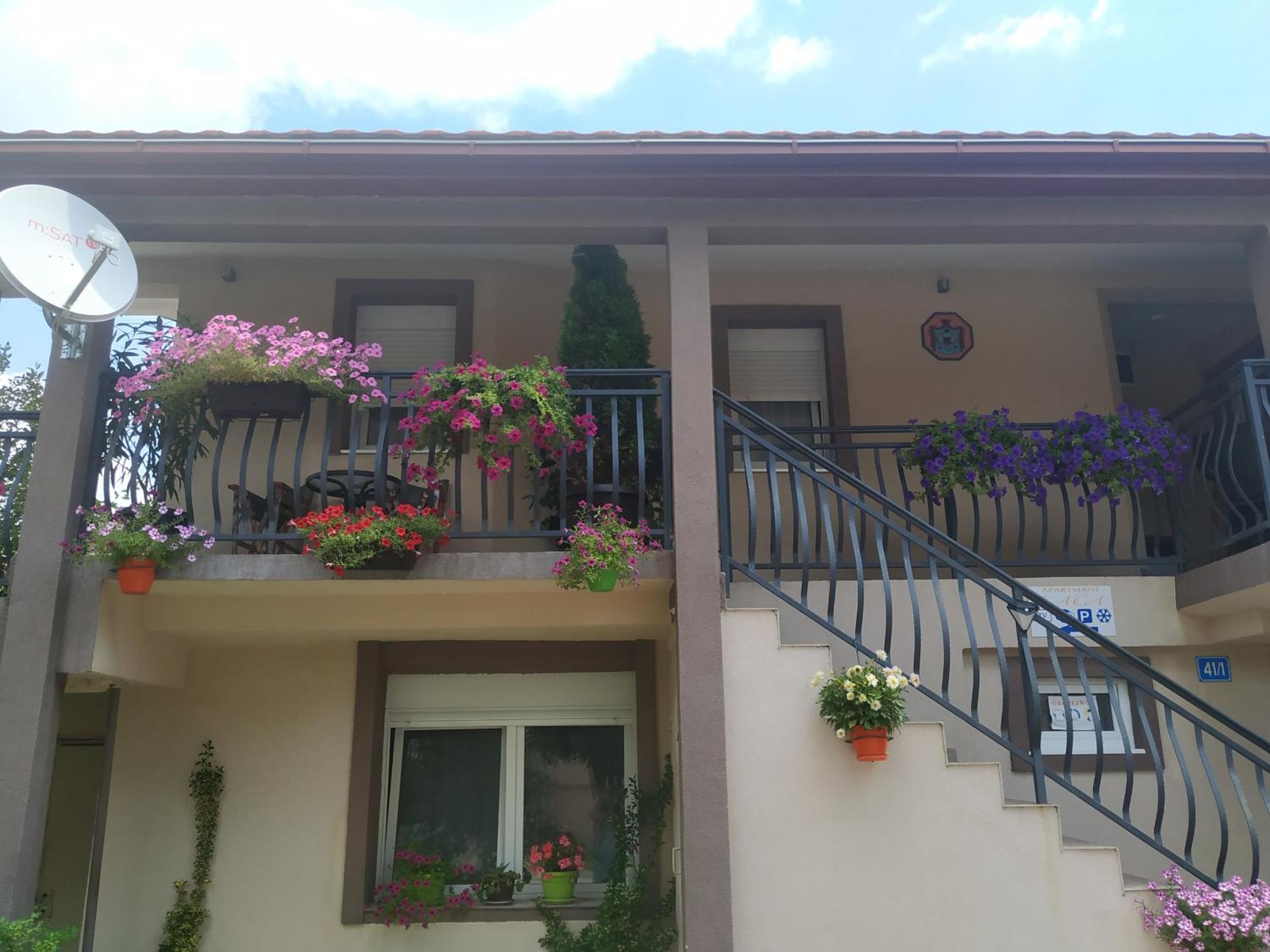 Apartman Kaca Cetinje Szoba fotó
